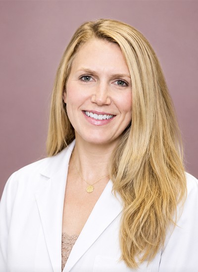 Photo of Kelly Johnson